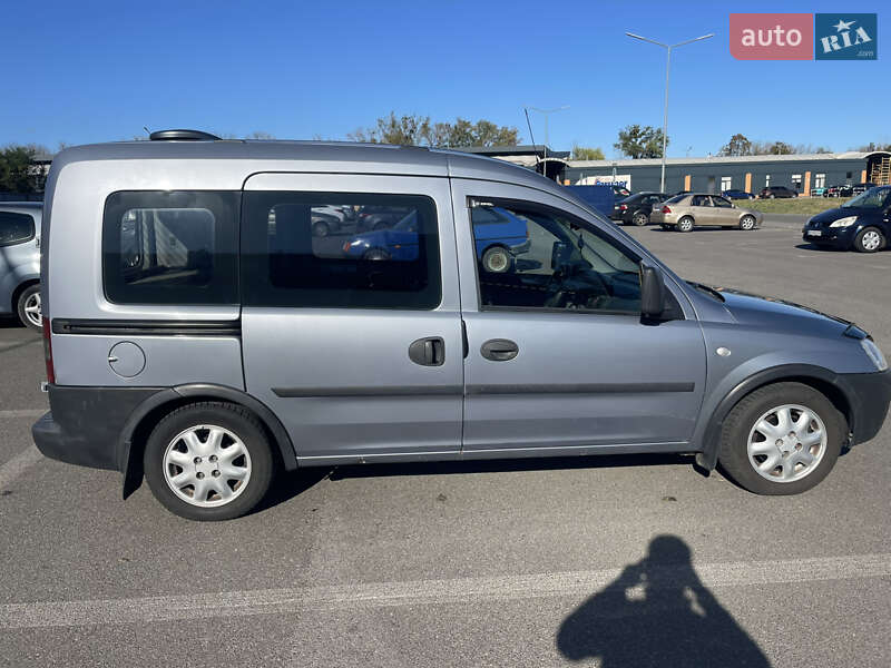 Минивэн Opel Combo 2009 в Харькове