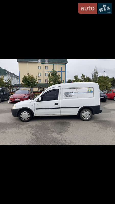Вантажний фургон Opel Combo 2008 в Милій