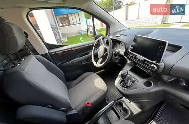 Грузовой фургон Opel Combo 2018 в 