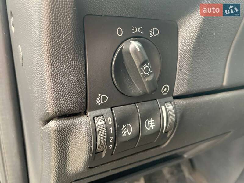 Минивэн Opel Combo 2008 в Киеве