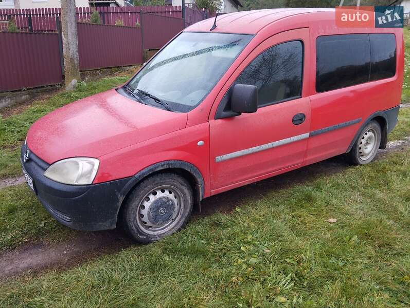 Минивэн Opel Combo 2004 в Бучаче