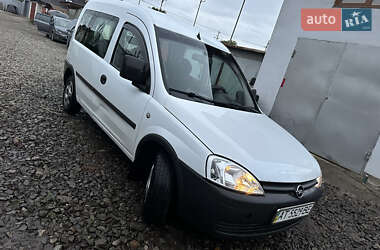 Минивэн Opel Combo 2004 в 