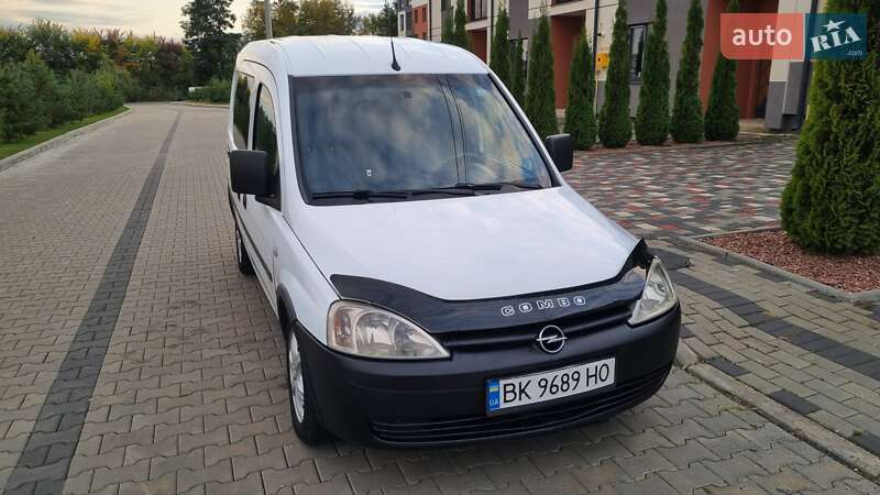 Мінівен Opel Combo 2005 в Луцьку фото 3 Мінівен Opel Combo 2005 в Луцьку
