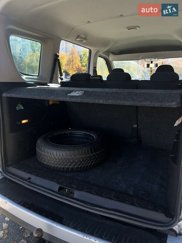 Мінівен Opel Combo 2012 в Броварах