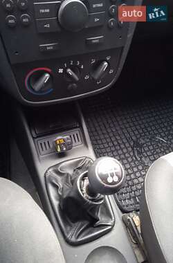 Минивэн Opel Combo 2008 в 