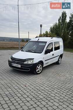Минивэн Opel Combo 2004 в Чемеровцах