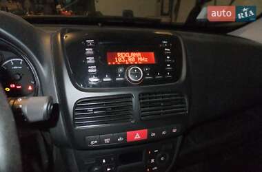 Минивэн Opel Combo 2012 в 