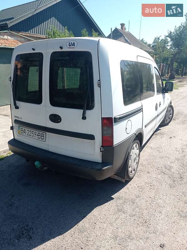 Минивэн Opel Combo 2006 в Никополе