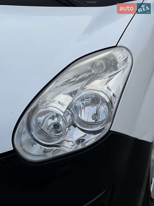 Грузовой фургон Opel Combo 2012 в Каменском фото 22 Грузовой фургон Opel Combo 2012 в Каменском