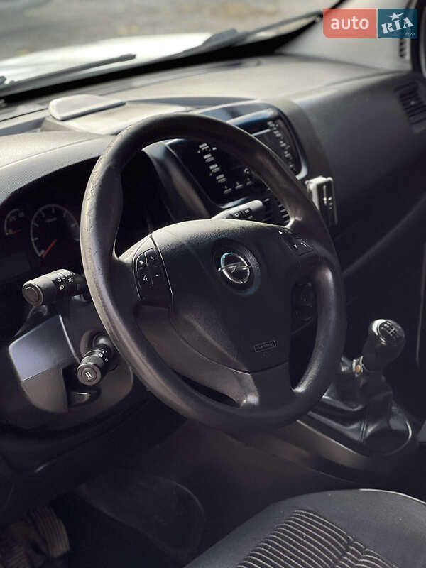 Грузовой фургон Opel Combo 2012 в Каменском фото 38 Грузовой фургон Opel Combo 2012 в Каменском