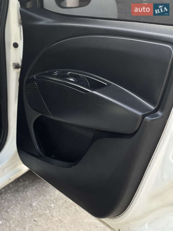 Грузовой фургон Opel Combo 2012 в Каменском фото 50 Грузовой фургон Opel Combo 2012 в Каменском