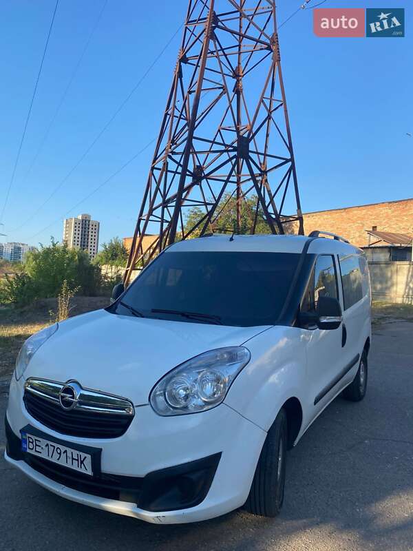 Грузовой фургон Opel Combo 2012 в Первомайске