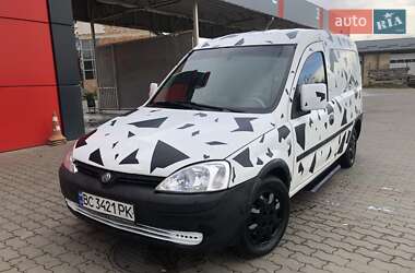 Грузопассажирский фургон Opel Combo 2003 в Калуше