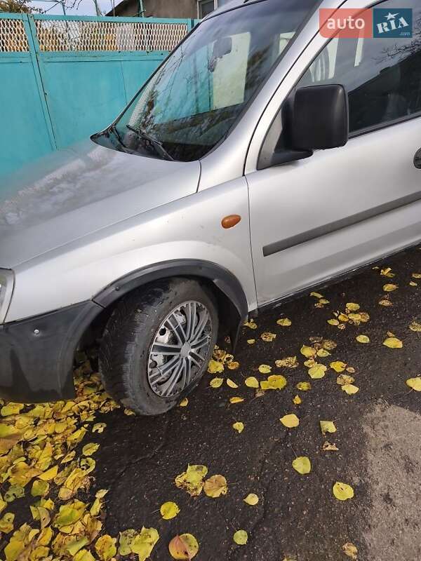 Минивэн Opel Combo 2002 в Первомайске