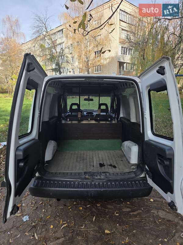 Грузовой фургон Opel Combo 2006 в Черновцах фото 17 Грузовой фургон Opel Combo 2006 в Черновцах