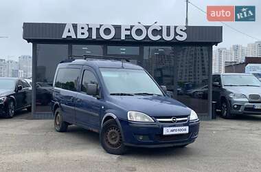 Минивэн Opel Combo 2008 в Киеве