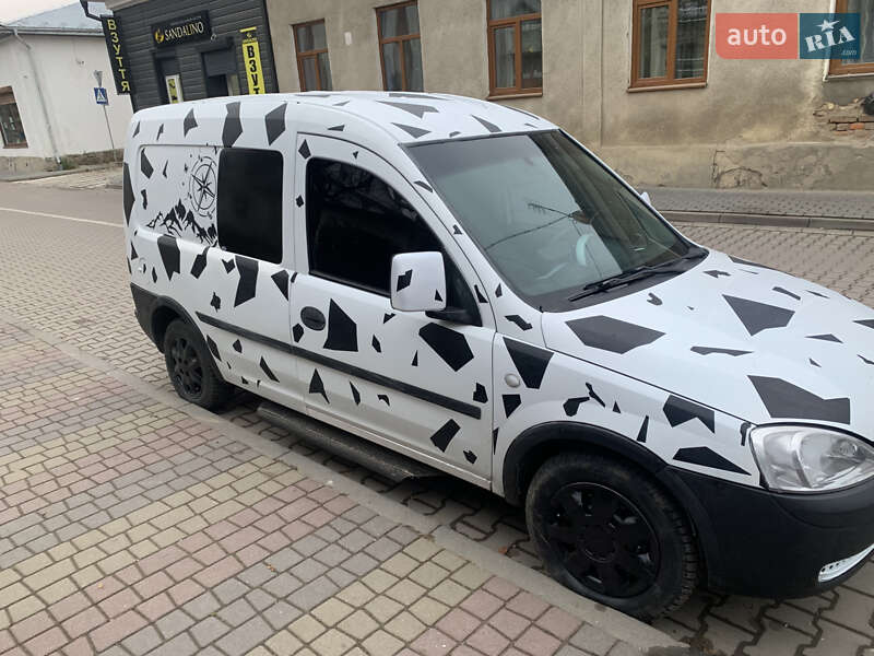 Мінівен Opel Combo 2003 в Кутах