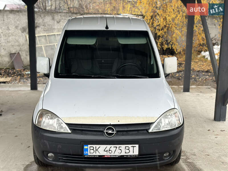 Opel Combo 2004