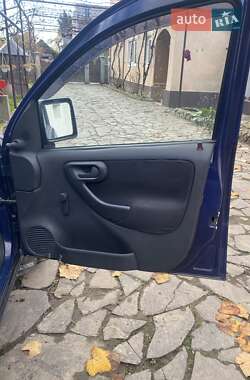 Минивэн Opel Combo 2005 в Мукачево