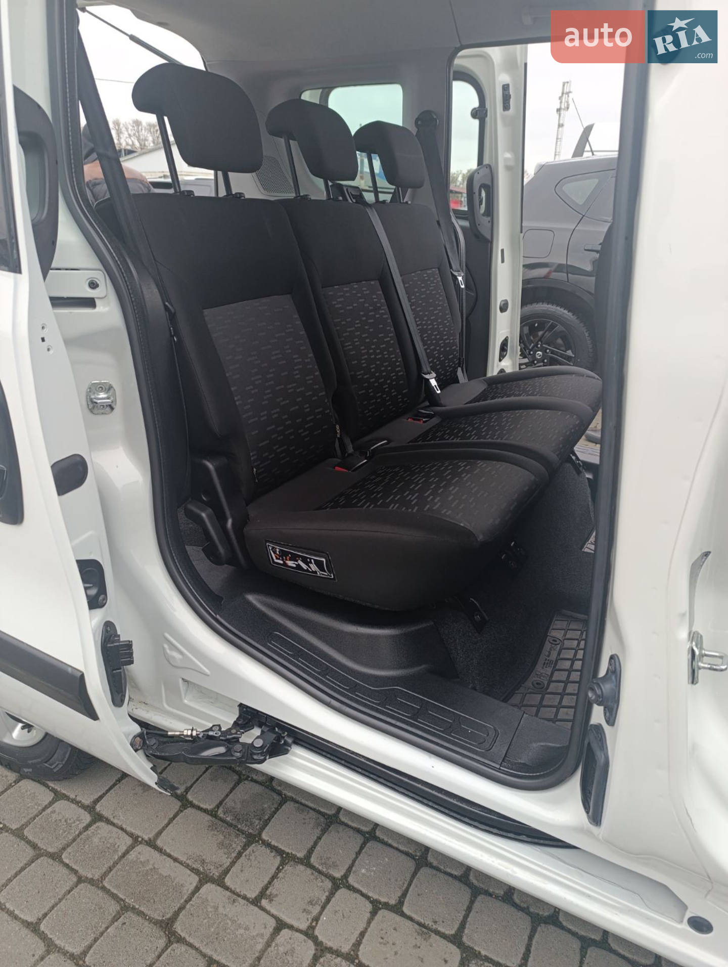 2017 Opel Combo - мініатюра 27