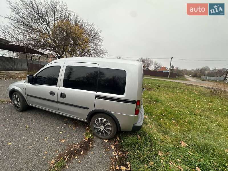 Минивэн Opel Combo 2005 в Полтаве