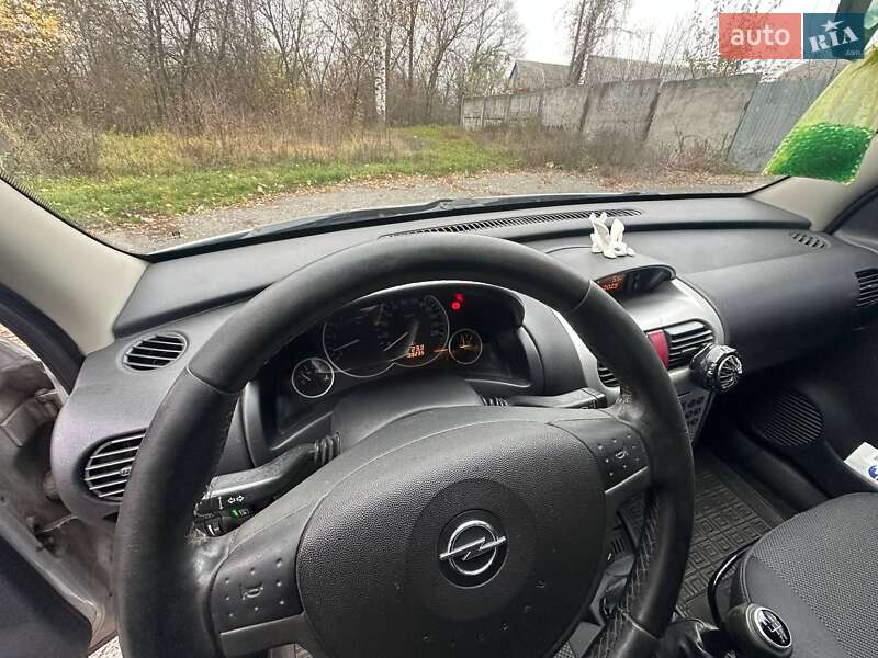 Минивэн Opel Combo 2005 в Полтаве