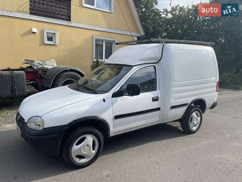 Вантажний фургон Opel Combo 1997 в Черкасах