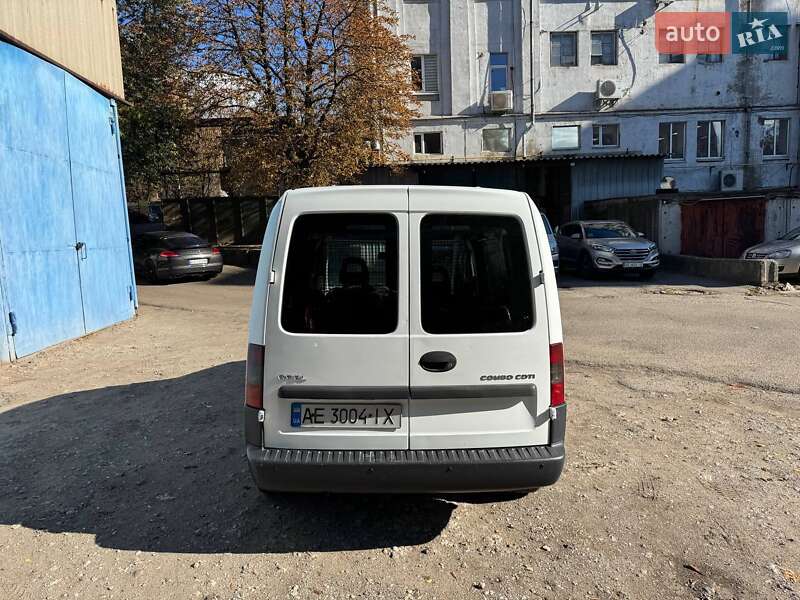 Минивэн Opel Combo 2007 в Днепре