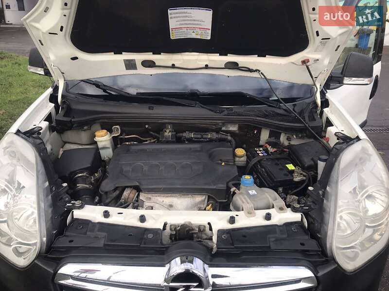 Мінівен Opel Combo 2012 в Черкасах фото 13 Мінівен Opel Combo 2012 в Черкасах