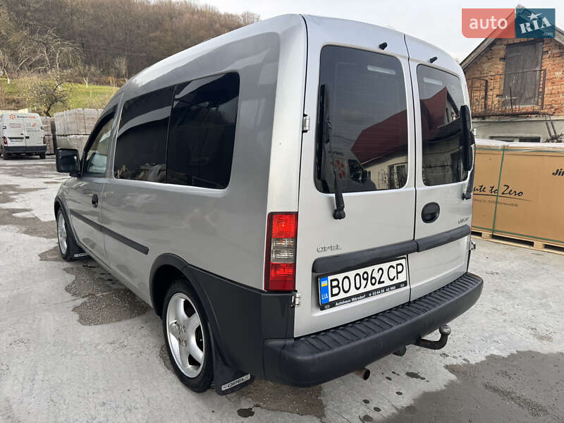 Минивэн Opel Combo 2004 в Теребовле