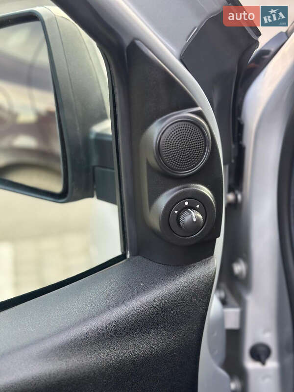 Мінівен Opel Combo 2013 в Тернополі