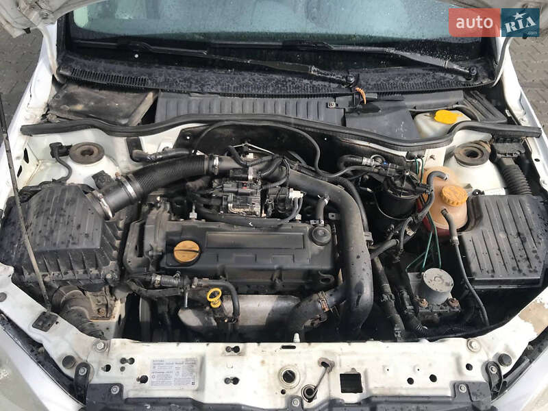 Мінівен Opel Combo 2004 в Дрогобичі