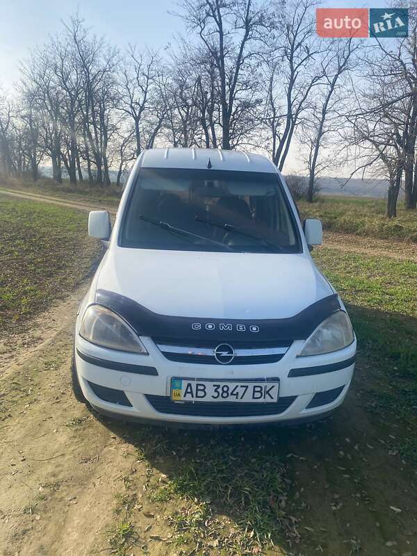 Мінівен Opel Combo 2004 в Дунаївцях