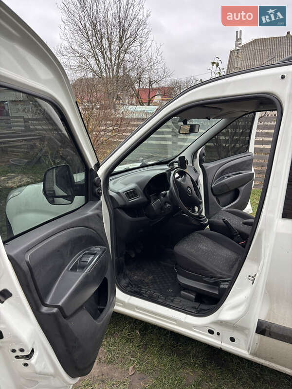 Мінівен Opel Combo 2016 в Житомирі фото 5 Мінівен Opel Combo 2016 в Житомирі
