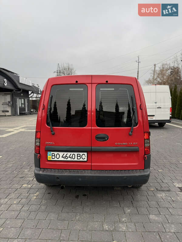 Минивэн Opel Combo 2003 в Почаеве