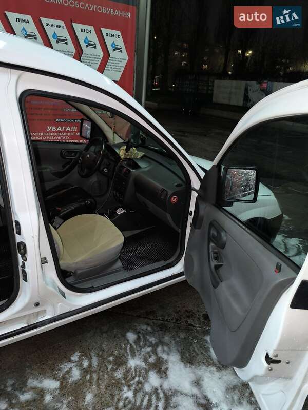 Минивэн Opel Combo 2002 в Киеве фото 13 Минивэн Opel Combo 2002 в Киеве