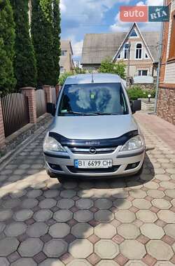 Минивэн Opel Combo 2008 в Гадяче