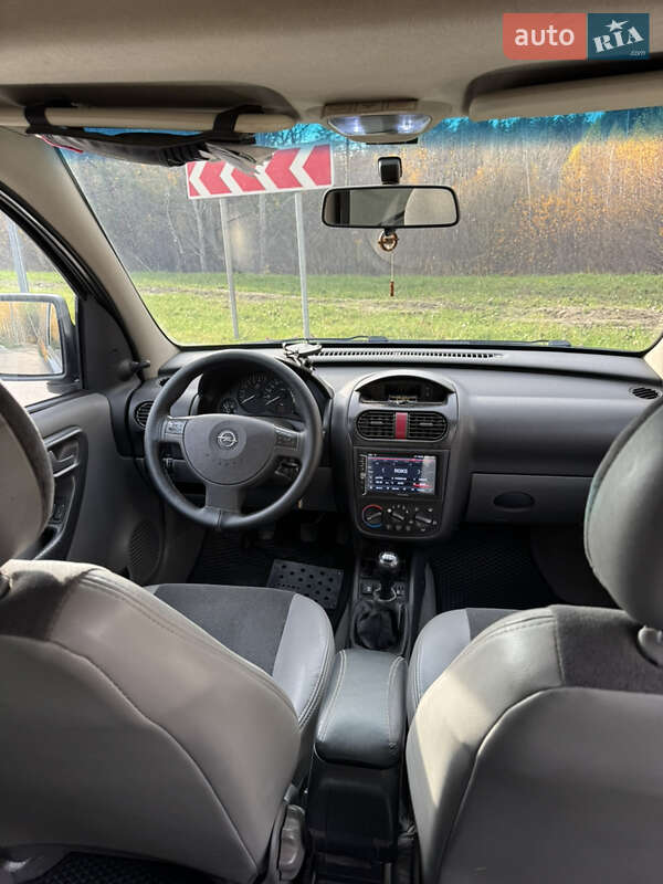 Минивэн Opel Combo 2005 в Киеве