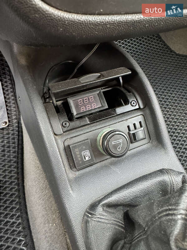 Минивэн Opel Combo 2005 в Киеве