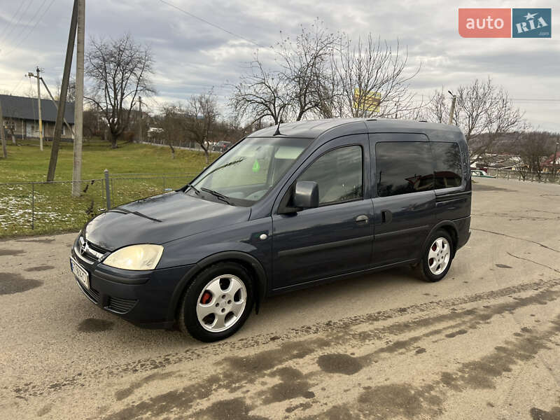 Мінівен Opel Combo 2010 в Коломиї фото 29 Мінівен Opel Combo 2010 в Коломиї