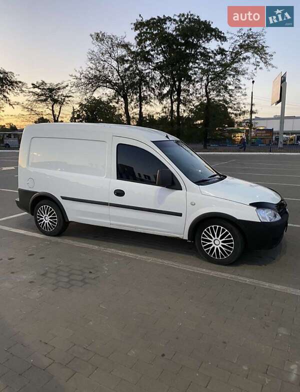 Грузовой фургон Opel Combo 2007 в Одессе