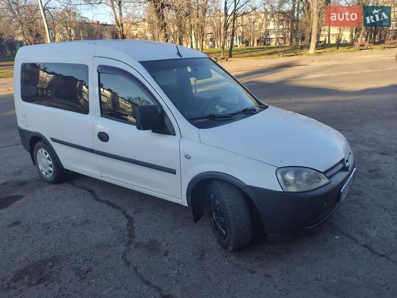 Мінівен Opel Combo 2006 в Шептицькому