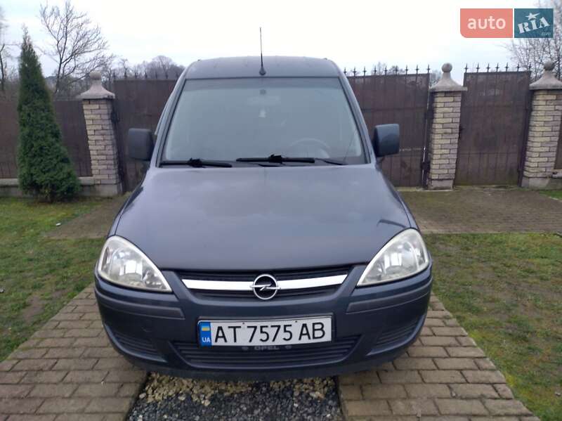 Мінівен Opel Combo 2007 в Калуші фото 4 Мінівен Opel Combo 2007 в Калуші