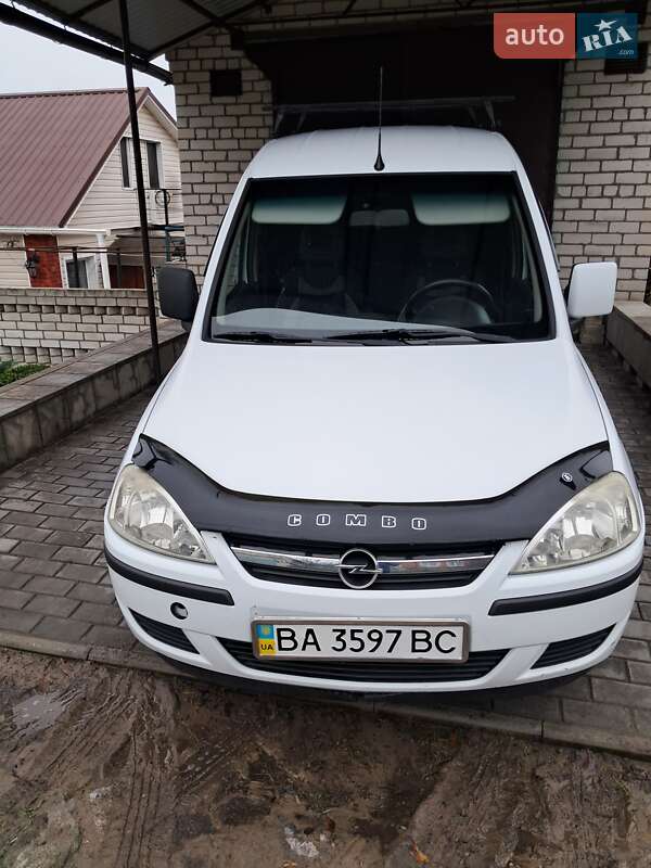 Opel Combo 2008