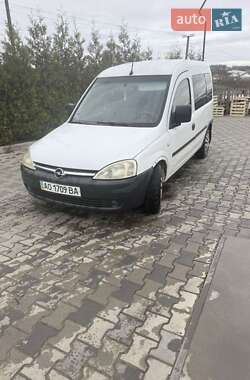Минивэн Opel Combo 2004 в Заречье