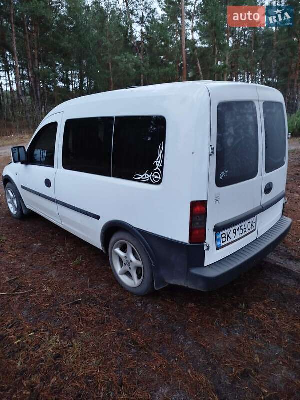 Мінівен Opel Combo 2006 в Сарнах