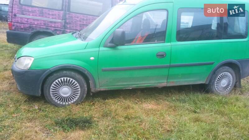Opel Combo 2006