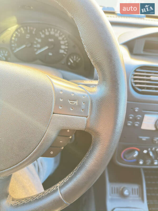 Мінівен Opel Combo 2008 в Сторожинці фото 14 Мінівен Opel Combo 2008 в Сторожинці