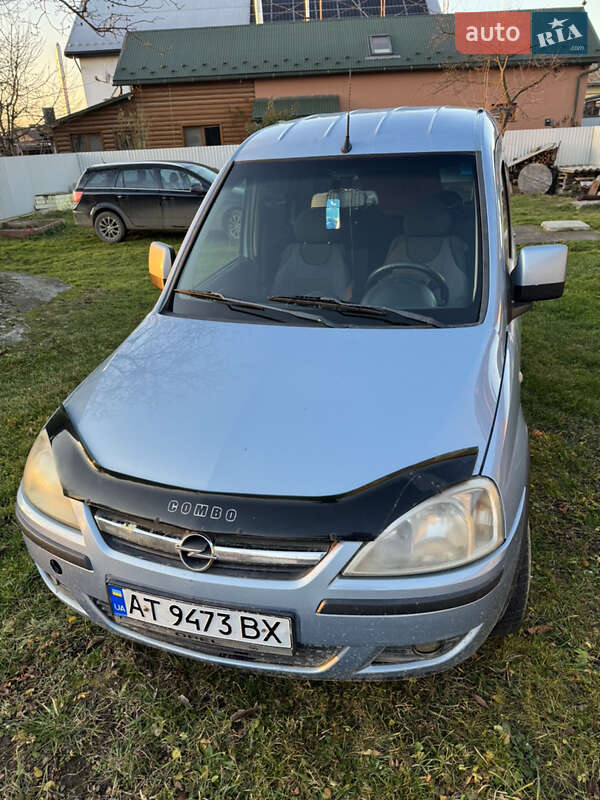 Opel Combo 2005