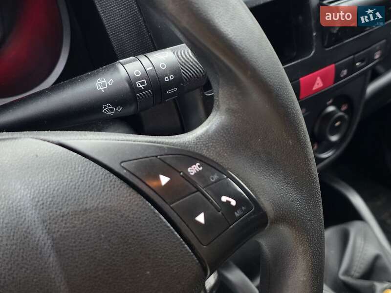 Вантажний фургон Opel Combo 2018 в Тернополі фото 34 Вантажний фургон Opel Combo 2018 в Тернополі